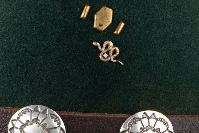 Snake Studs