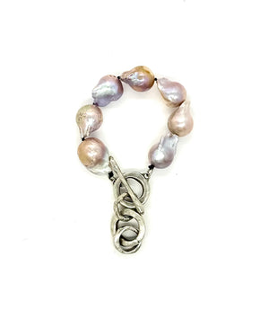 Blush Baroque Pearl Bracelet