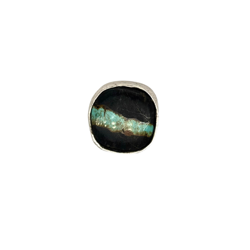 Round Black Jack Ring