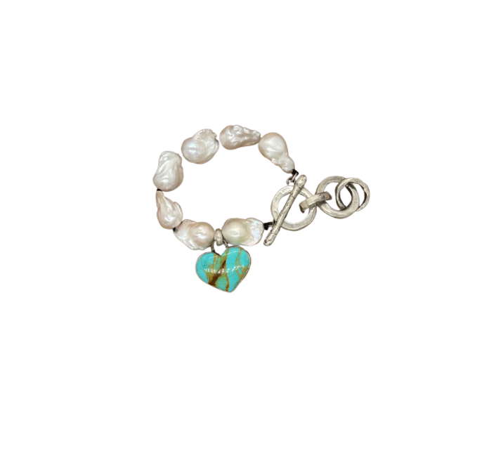 Baroque Pearl Reina Heart Bracelet