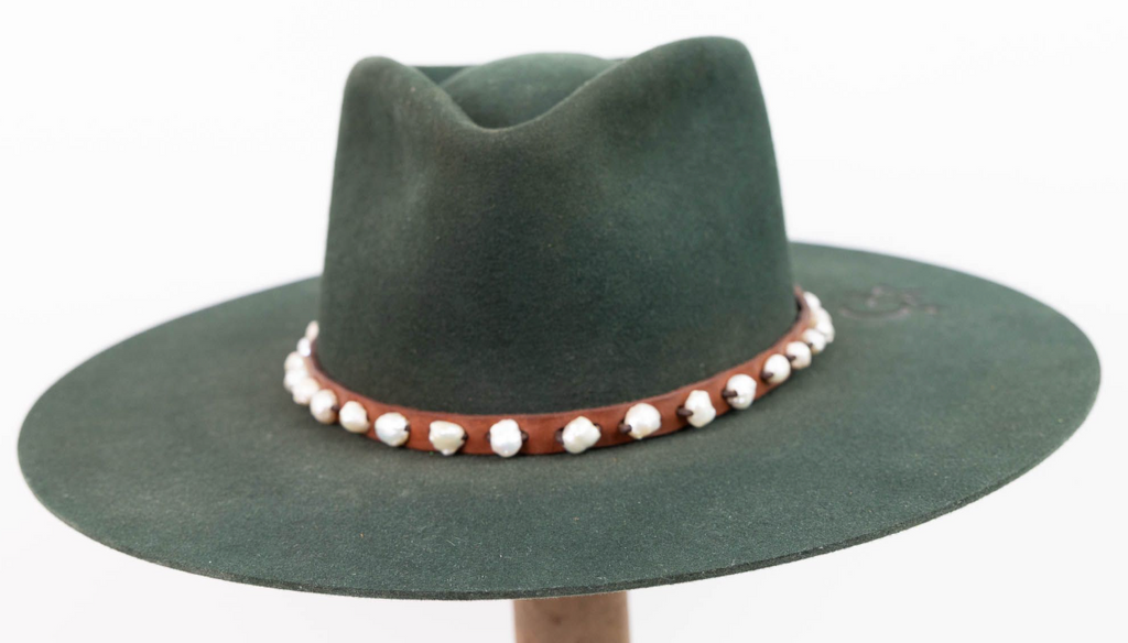 Leather & baroque Pearls Hat Band