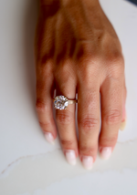 5.03 ct Round Brilliant Diamond 14K Gold Ring