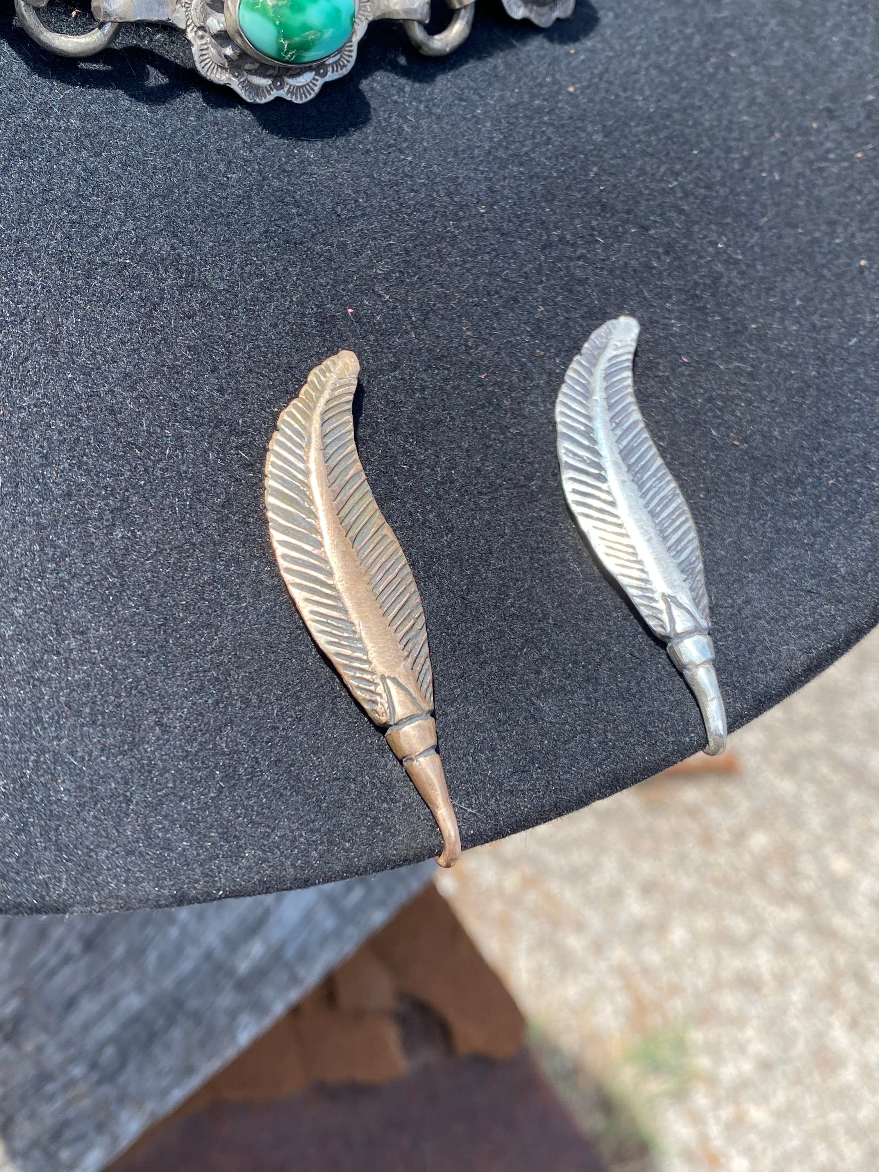 Cocktail Feather Hat Token