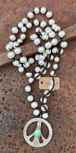 Dara Freshwater Pearl Necklace